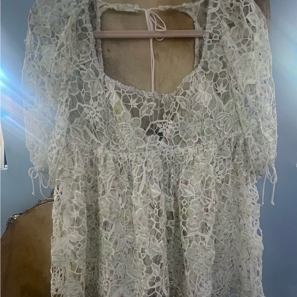 Elegant Lace Women’s Top